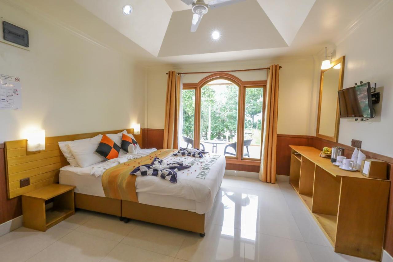 Coral Beach Maldives Hangnaameedhoo Dış mekan fotoğraf