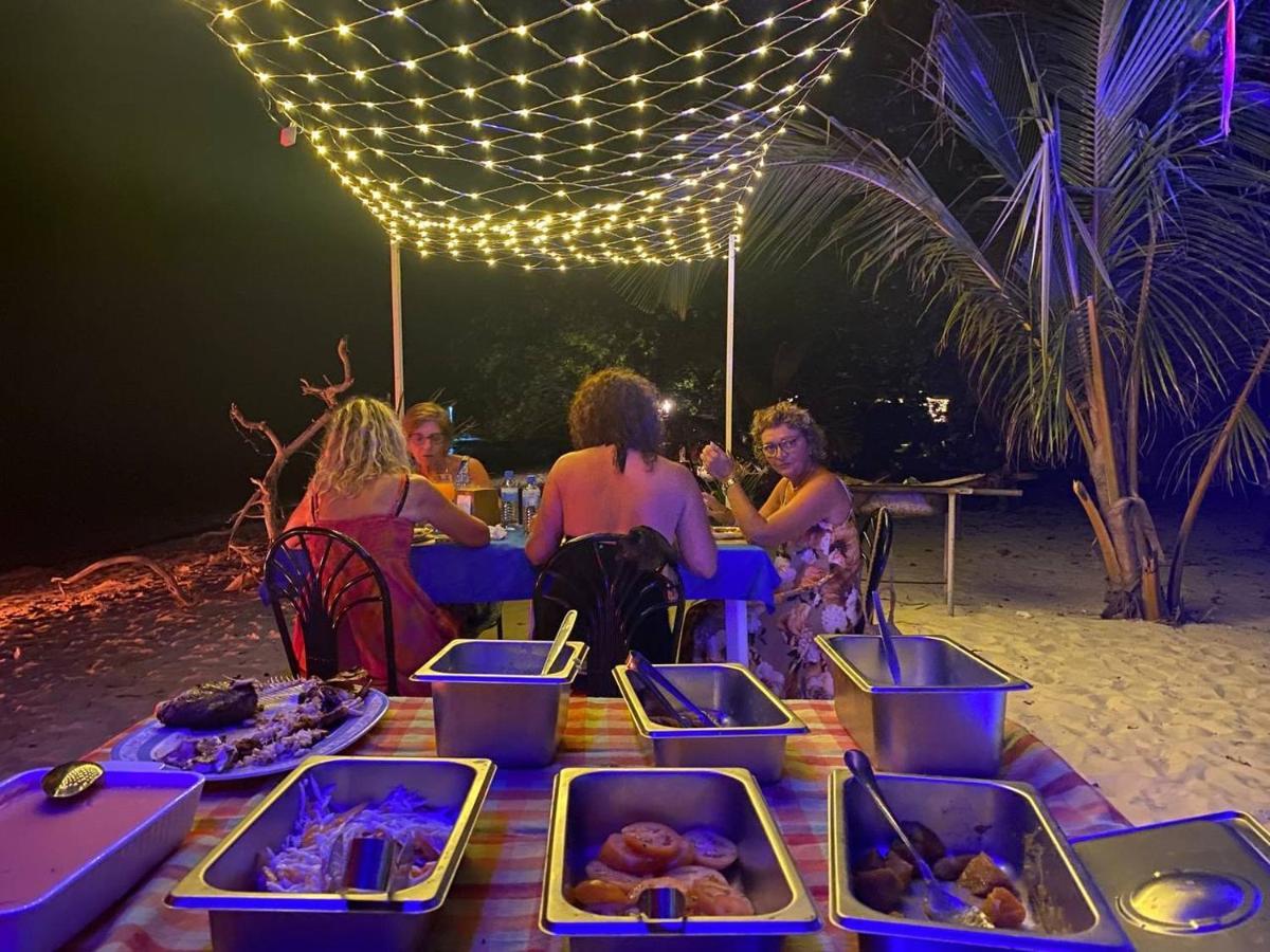Coral Beach Maldives Hangnaameedhoo Dış mekan fotoğraf